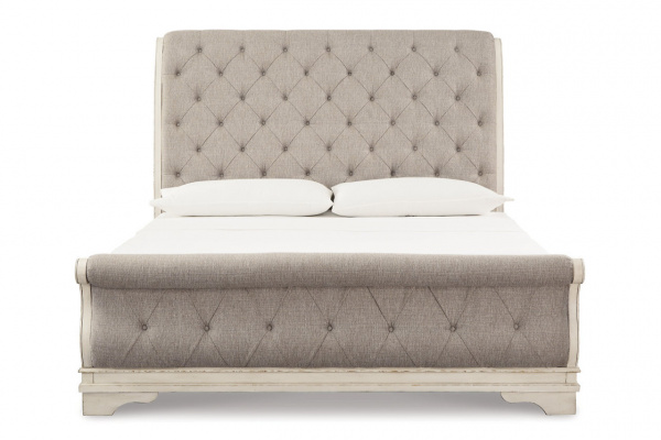 Кровать Queen size Realyn