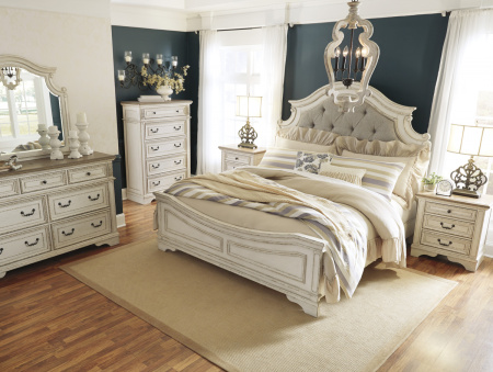 Кровать King size Realyn